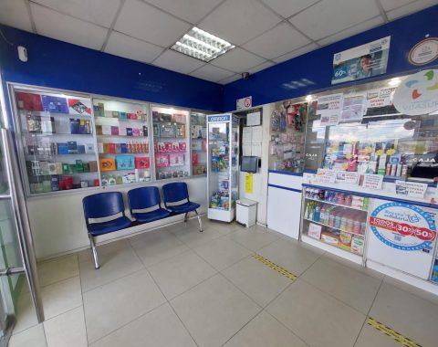 Angol Unimarc Farmacia Vitasur (6)