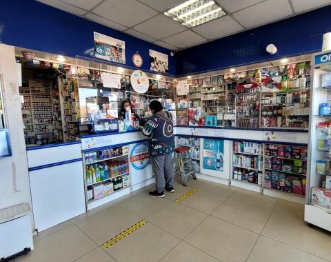 Angol Unimarc Farmacia Vitasur (9)