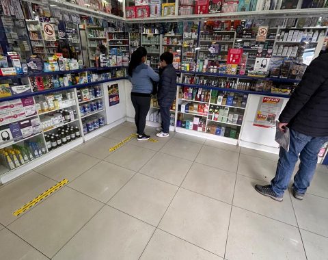 angol plaza farmacia vitasur (1)
