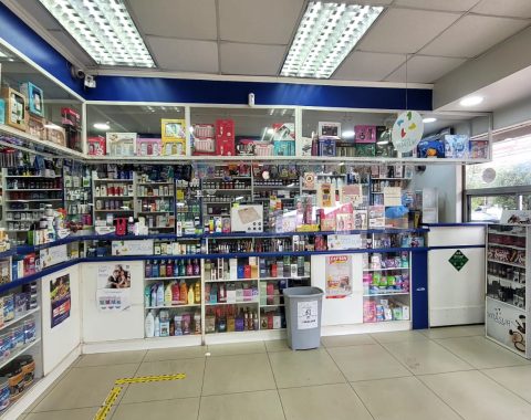 angol plaza farmacia vitasur (5)